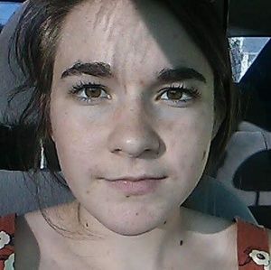 Meet your Posher, Elena